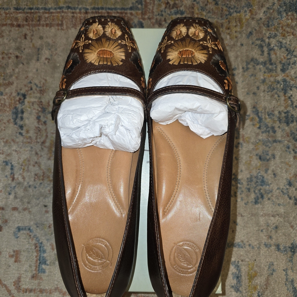 Nurture by Lamaze Floral Embroidered Brown Loafers